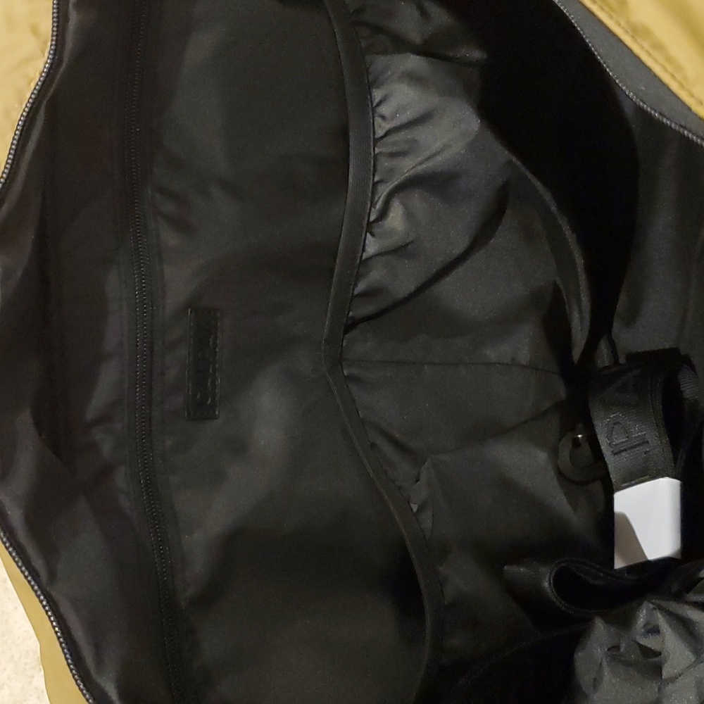 Calpak duffle bag - Picture 6 of 11